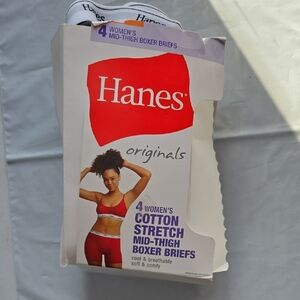 Hanes 4pk Red Cotton Stretch Mid-Thigh Boxer Briefs New In Damaged Package. XXL